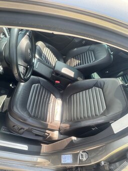 Volkswagen Passat b7 2.0tdi 130kw Bohatá výbava - 16