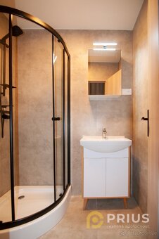 PRENÁJOM - 3 IZBOVÝ BYT SO ZARIADENÍM, ONDREJOVOVA ul. - 16