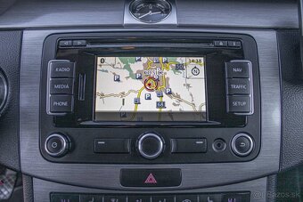Volkswagen Passat Variant 2.0 TDI BMT Comfortline - 16