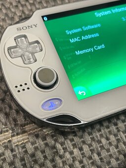 PS VITA PCH-1001 - OLED biela - 16