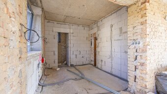 Je to bývanie v centre, či vila v prírodnom prostredí Bôriku - 16