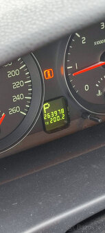 Predám Volvo V50 2.0D Automat - 16