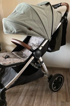 Sportovy kočik Petite&Mars iron green - 16