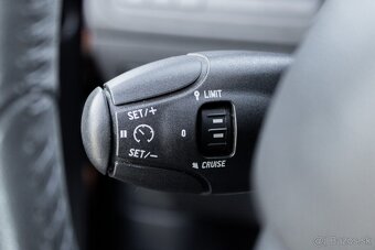 Peugeot 208 1.2i 60kW, M5 / AJ NA SPLÁTKY / PROTIÚČET / - 16