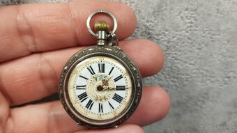 Staré stříbrné kapesní malované hodinky, PACKETOU IHNED - 16