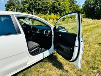 Kia Rio 1.0 T-GDi EXTRA A/T, 36.300km Kupované v SK 1Majiteľ - 16
