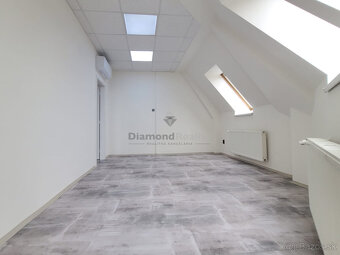 LUX Kancelárie oproti HORNBACHU - 16