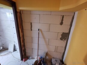 Rekonštrukcie bytov, domov, interiéry, exteriéry - 16