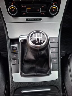 Passat 2.0 TDI Highline - 16