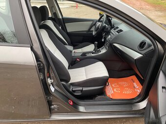 Predám Mazda 3,1,6 diesel 80kw, rv 2010, - 16