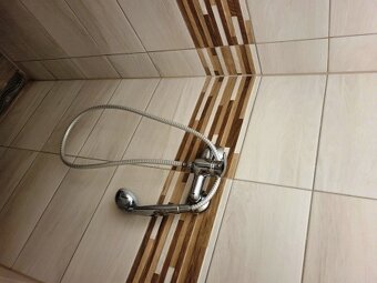 Výborný veľký 2 izbový byt aj s balkónom v super bytovke - 16