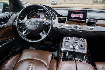 Audi A8 2011 - 16