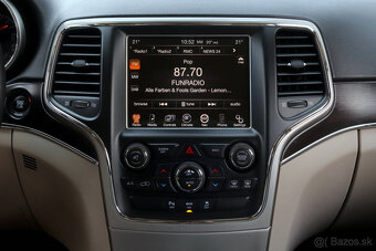 JEEP Grand Cherokee 4x4 3.0 CRD 250koní Limited - 16
