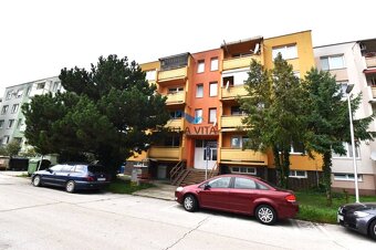 EXKLUZÍVNE - Moderný 3-izbový byt po rekonštrukcii na predaj - 16