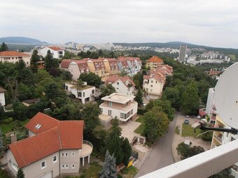 Prenájom 2 izb. byt, parkovanie bezplatne, Staré Mesto - 16