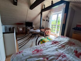 Vidiecka chalupa-rod.dom, 604 m2 - Hliník nad Váhom - 16