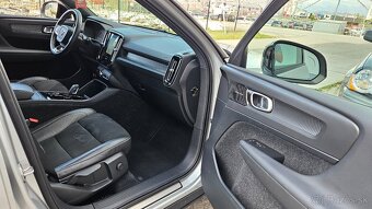 Volvo XC40 D4 R-Design AWD A/T 190 PS harman/kardon - 16