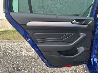 VW Passat R-Line - 16