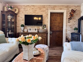 NA PREDAJ: 2-izbový byt v Handlovej, Mierové námestie - 16