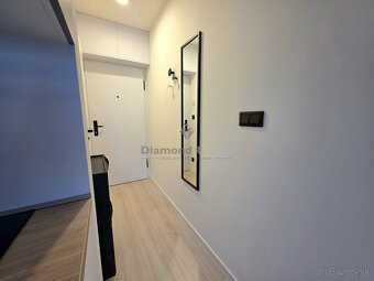 NA PREDAJ PEKNÝ 1 - IZBOVÝ BYT NA ULICI KRIVÁ, KOŠICE - JUH - 16