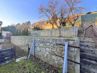 PREDAJ POLDOM s garážou Šimonovany s poz. 398 m² - 16