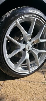 Mercedes Benz C200d - 16