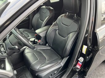 Jeep Cherokee 2.2 CRD 4x4, 88 000 km, ČR (Třinec) - 16