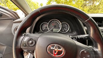Predám Toyota Auris 1.6 CVT + LPG (Automat) - 16