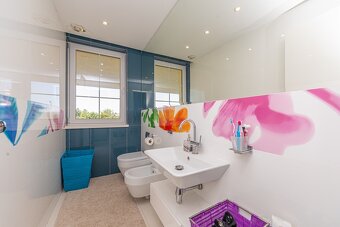 LUXUSNÁ VILA, WELLNESS, BAZÉN, ZÁHRADA, DUNAJSKÁ LUŽNÁ - 16
