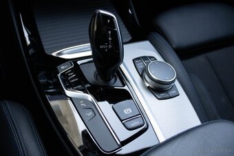 BMW X3 XDRIVE 20D 140kW M-SPORT A/T 2019 - 16