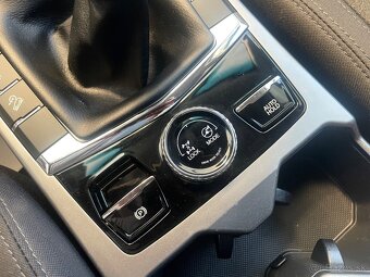 SsangYong Korando 1.5 T-GDI 163k Style AWD ---44 000KM--- - 16