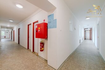 Na predaj ubytovací objekt v obci Koškovce – 26 izieb, parko - 16