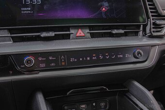 Kia Sportage 1.6 T-GDi Platinum A/T - 16