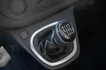 Renault Trafic 70kW (2020) - 16