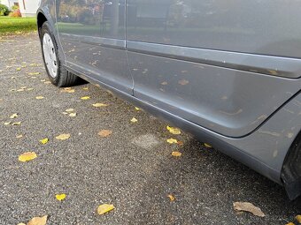 ŠKODA OCTAVIA 2 FACELIFT 1.6 TDI KÚPENA V SR - 16