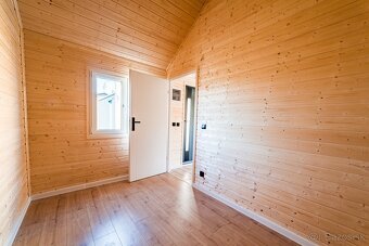 CELOROČNÝ MOBILNÝ DOM V ROZMERE 7x3,5 + 1m terasa - 16