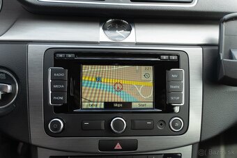 VW Passat B7 Variant 2.0 TDI BMT Highline -NOVÉ STK- - 16