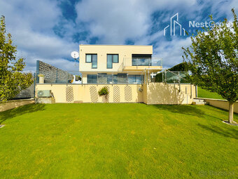 PREDAJ moderný 4i rodinný dom s vyhrievaným bazénom pri Pieš - 16