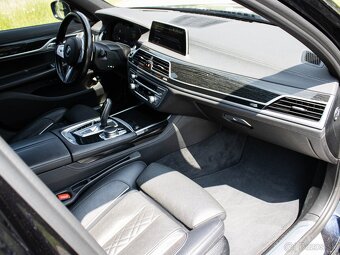 BMW Rad 7 740Li xDrive A/T - 16