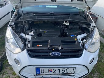 Ford S-MAX - 16