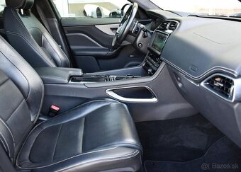 Jaguar F-Pace 30d AWD S PANO TAŽNÉ MERIDIAN 221 kw - 16