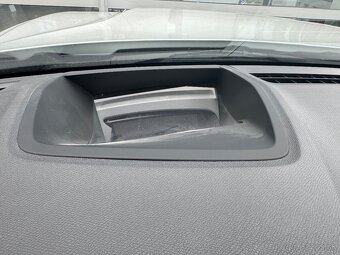 Citroën C5 X 1.6 PureTech 181 S&S SHINE EAT8 - 16