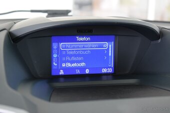 Ford C-MAX 1,6 i Titanium,7míst,NAVIGACE - 16