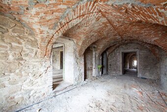 Na predaj rodinný dom Kežmarok Hradné námestie - 16