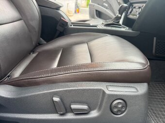 ŠKODA SUPERB 2 COMBI FACELIFT L&K 2.0 TDI 125KW DSG A6 - 16