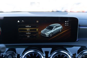 Mercedes-Benz CLA -FACELIFT/2020-Shooting Brake SB 180 d A/ - 16