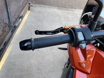 Bmw K1300R Akrapovič vyfuk karbonové doplnky - 16
