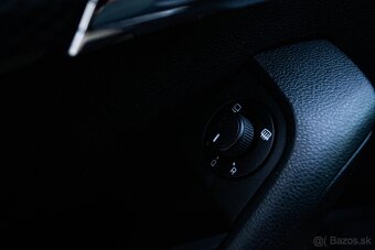 Škoda Octavia Combi 2.0 TDI DPF RS DSG - 16