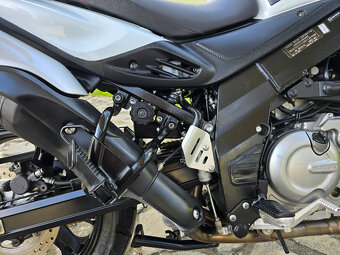 Suzuki DL 650 V strom 2015 ABS  TOP stav  gar.km - 16