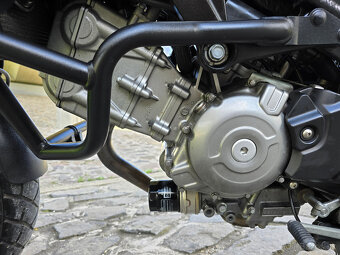 Suzuki DL 650 V strom 2015 ABS  TOP stav  gar.km - 16